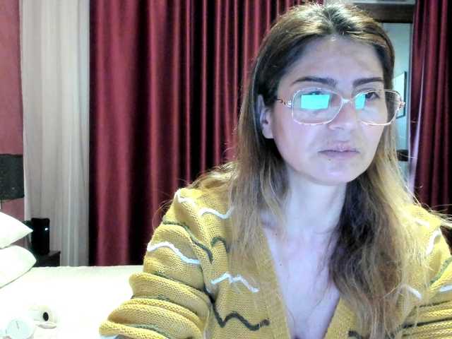 AngelNicolle's BongaCams show and profile