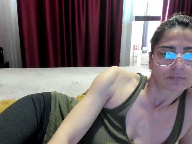 AngelNicolle's BongaCams show and profile