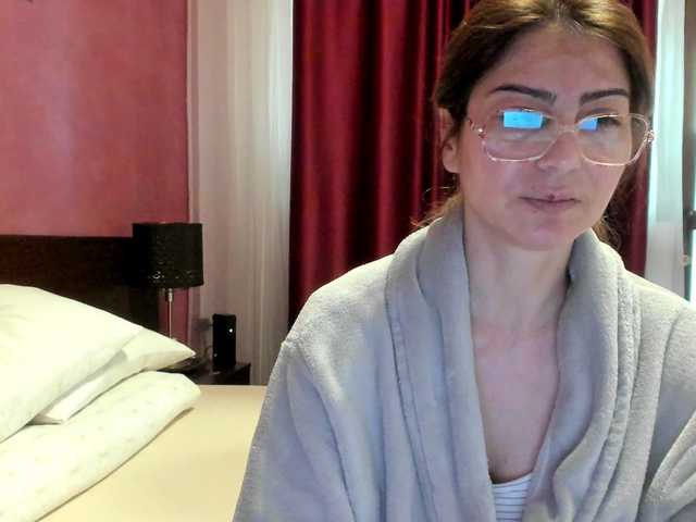 AngelNicolle's BongaCams show and profile