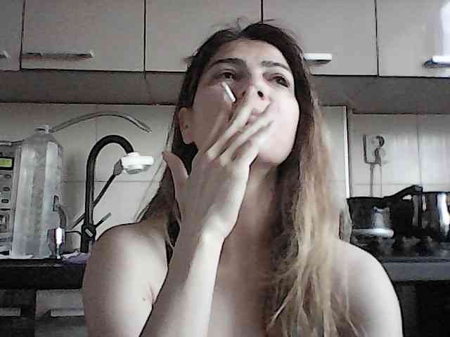 AngelNicolle AngelNicolle