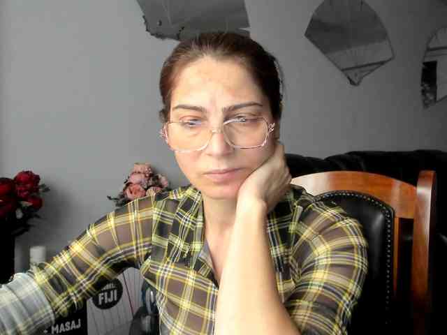 AngelNicolle AngelNicolle