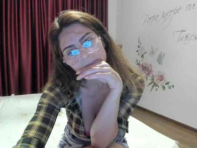 AngelNicolle