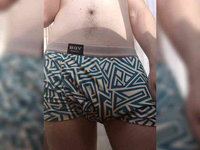 Wowteror Live Webcam on BongaCams