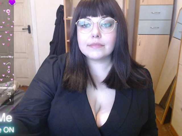 MusicAnnaMuse live cam preview