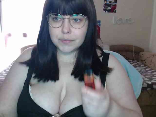 -heartsease-'s cam show statistics and live stream