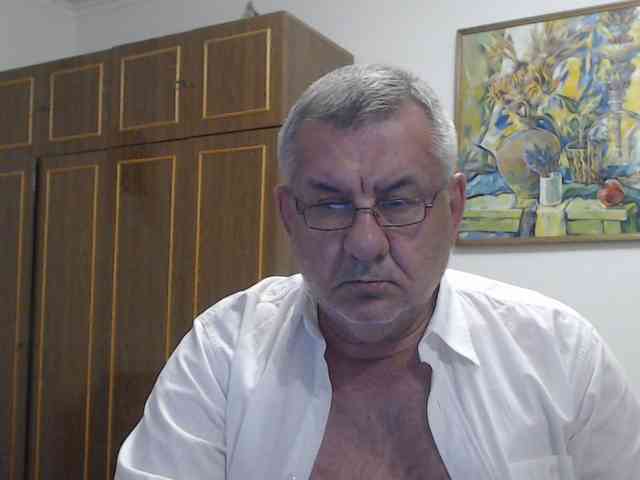 machomale3 Live Webcam on BongaCams