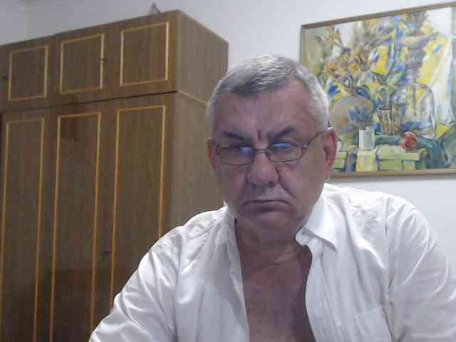 machomale3 Live Webcam on BongaCams