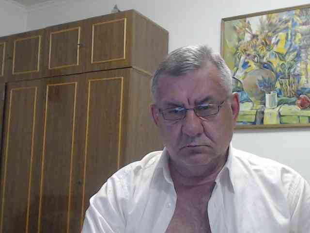 machomale3 Live Webcam on BongaCams
