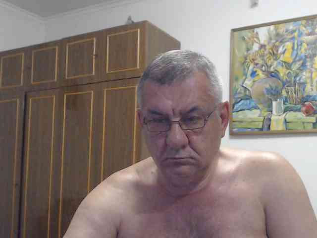 machomale3 Live Webcam on BongaCams