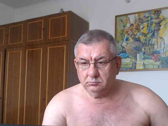 machomale3 Live Webcam on BongaCams