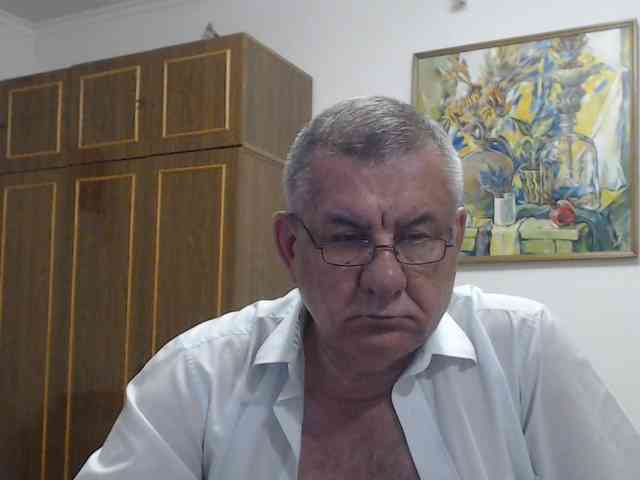 machomale3 Live Webcam on BongaCams