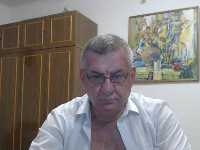 machomale3 Live Webcam on BongaCams