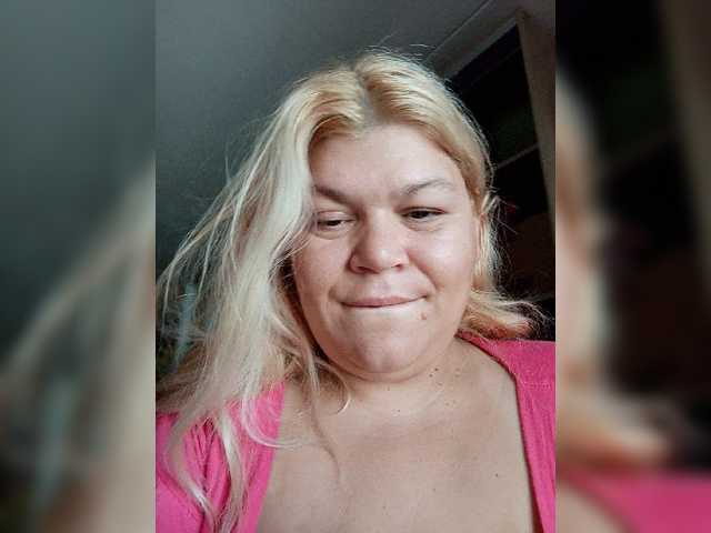 buniaya123 live cam on BongaCams