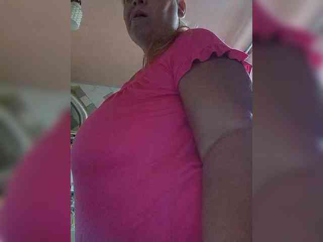 buniaya123 Live Webcam on BongaCams