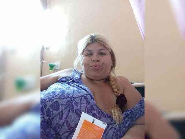 buniaya123 Live Webcam on BongaCams