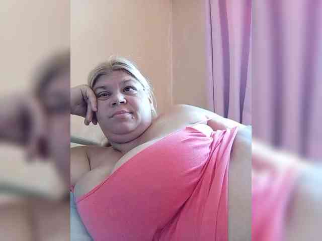 buniaya123 Sex Cam Show