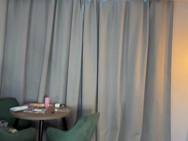 Coverme live cam on BongaCams