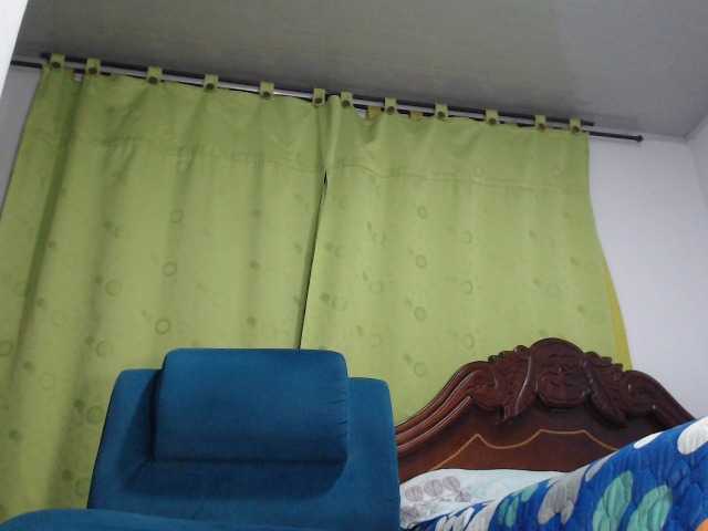 matturejuicy live cam on BongaCams