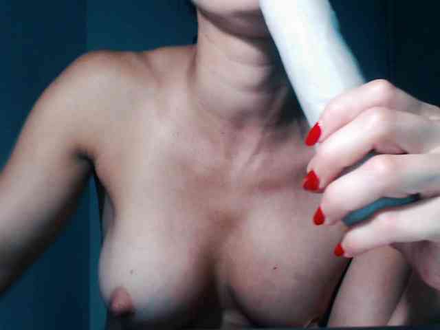 Eroticriver webcam