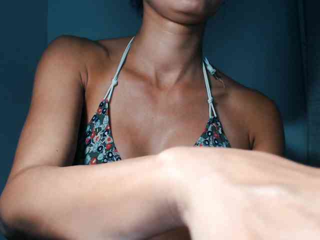 Eroticriver webcam