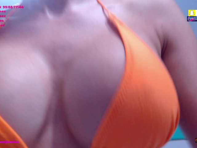 SpicyBrunnete live cam on BongaCams