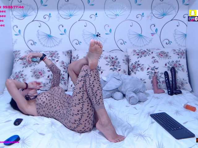 trisha69 live cam preview