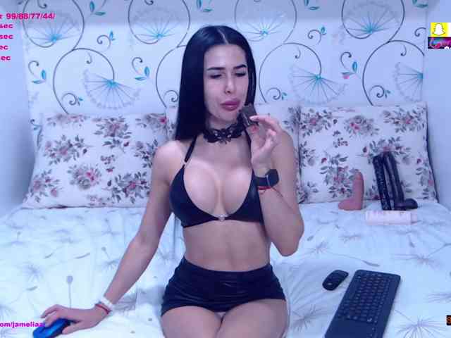 SpicyBrunnete SpicyBrunnete