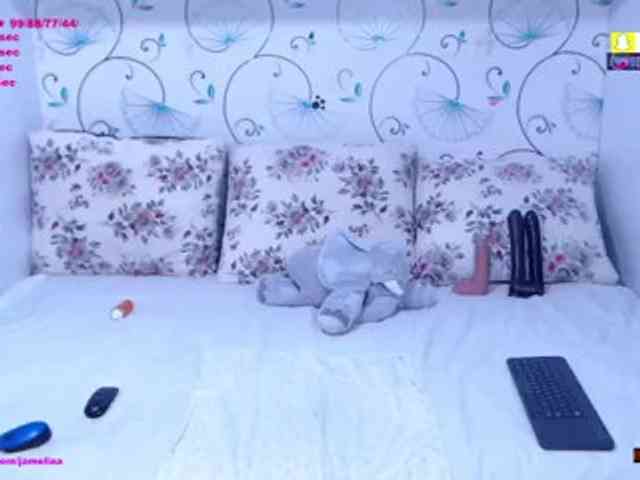 Modèle: trisha69
