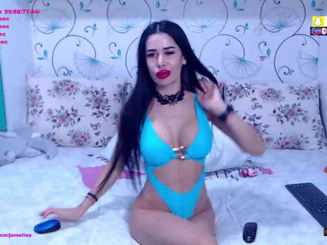 SpicyBrunnete SpicyBrunnete