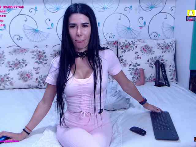 Modèle: trisha69