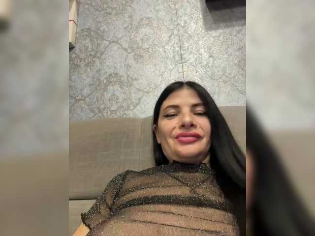 ALINABLACK live cam preview