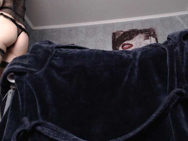ALINABLACK live cam preview