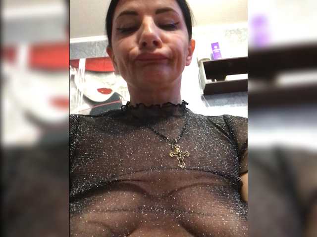 afinakaroli83 online