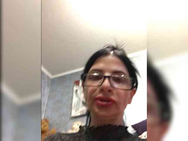 ALINABLACK webcam
