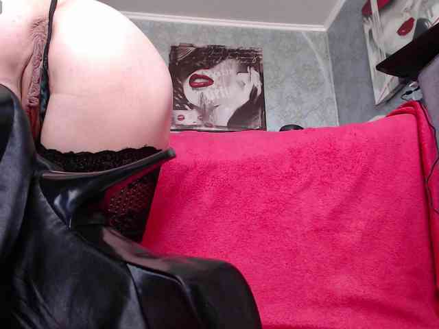 ALINABLACK webcam