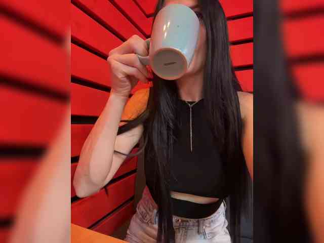 ALINABLACK webcam