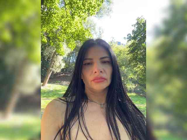 ALINABLACK webcam