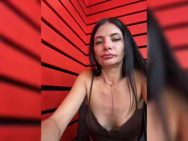 ALINABLACK webcam