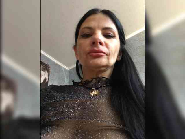 ALINABLACK webcam