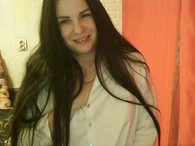Dieses Model ist jetzt live. YesBabyYes