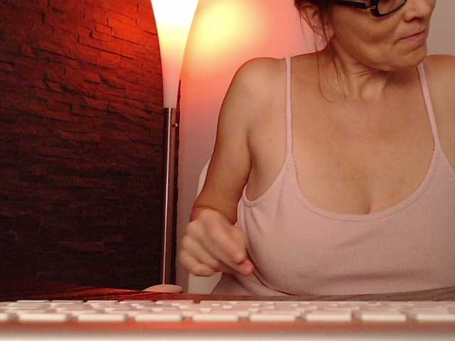 sultriness live cam on BongaCams