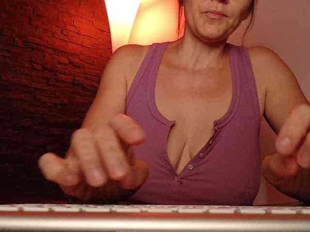 Ms_Sultriness webcam