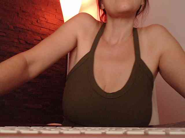 Ms_Sultriness webcam