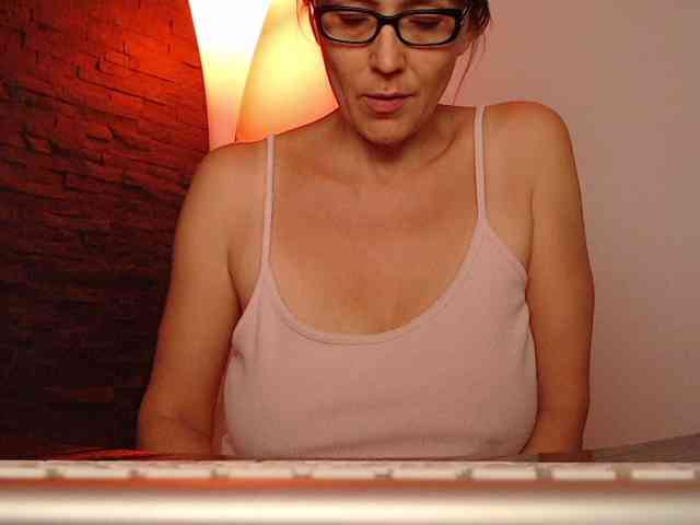 Ms_Sultriness webcam