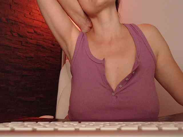 MsSultry webcam