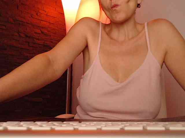 Modelo: Ms_Sultriness