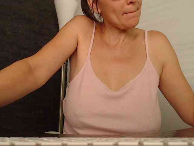 Ms_Sultriness webcam
