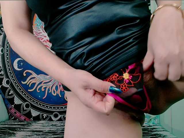 Indica's BongaCams show and profile