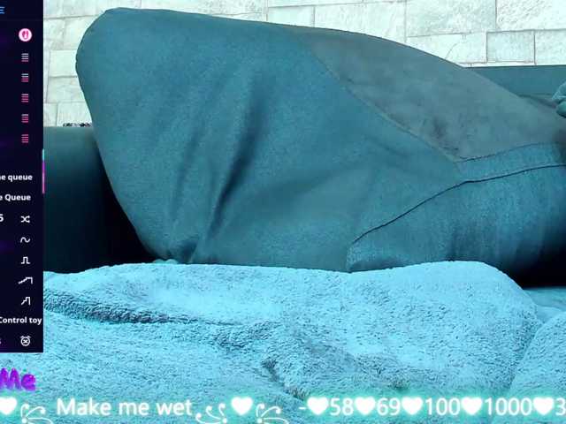 Nefirtiti, live now on BongaCams