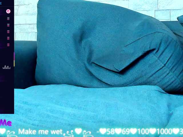 nefirtiti live sex show
